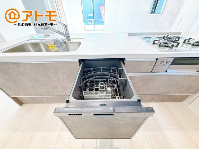【設備】 | 沼津市岡宮　新築一戸建て　3号棟 | 家事負担が軽減される便利な食洗器付♪