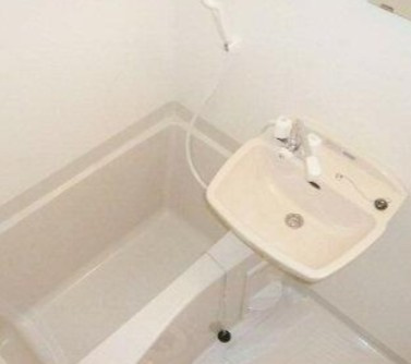 アクシーズグランデ川口西Ⅲの浴室|別部屋参考写真