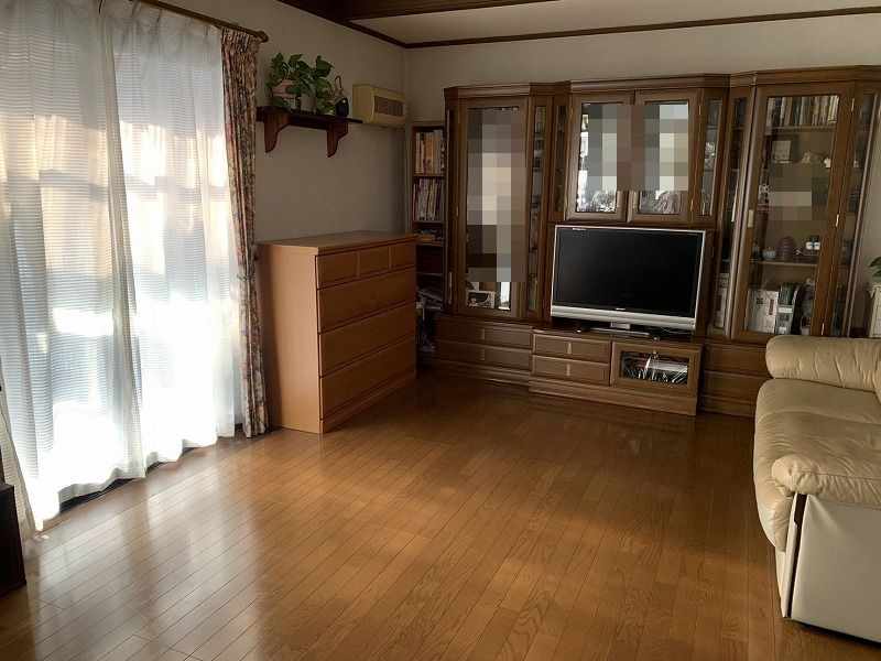 各務原市東山４丁目の居間・リビング