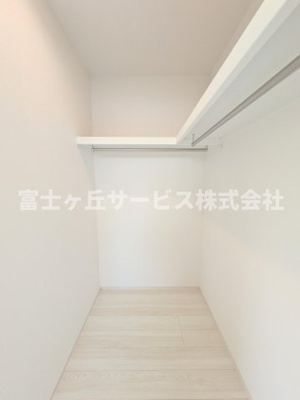 【収納】 | 掛川市大渕 新築一戸建て 1号棟 | ウォークインクローゼットです