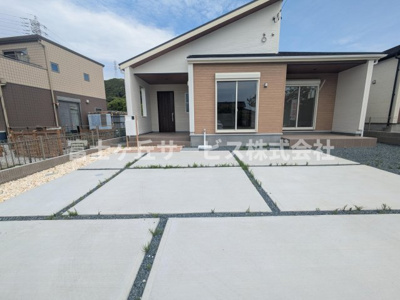 【駐車場】 | 掛川市大渕 新築一戸建て 1号棟 | ３台駐車可能です