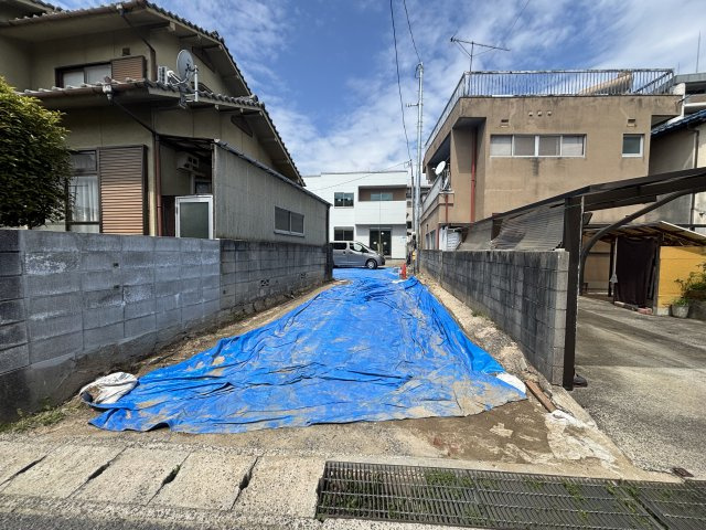 安佐南区西原2丁目の前面道路含む現地写真|閑静な住宅地です。