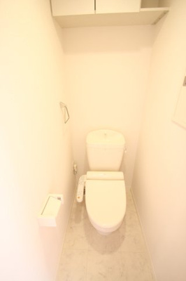 【トイレ】 | シーズ・レフィネ16 | ※同建物ほかのお部屋の写真です。