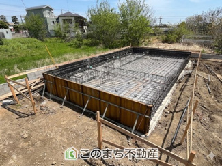 【外観】 | CRADLE GARDEN古河市中田第6　 | 建築中現地写真（同社施工完成物件・モデルハウスがご見学いただけます）