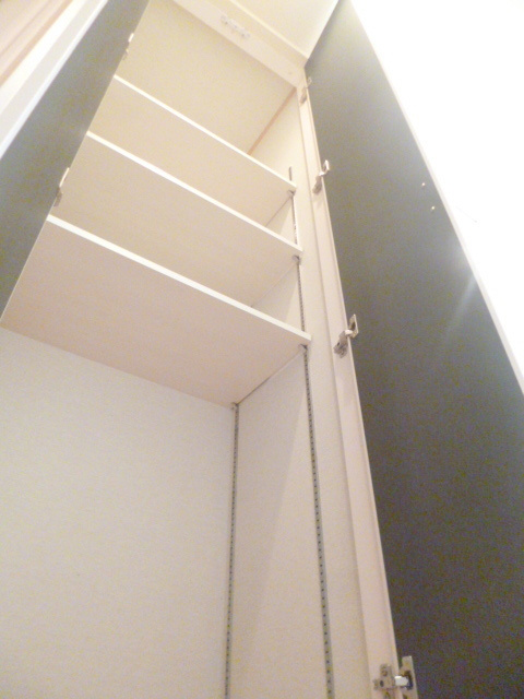 ｍｙ ｋｕｇａｙａｍａの収納|★洗面室そばの棚収納★