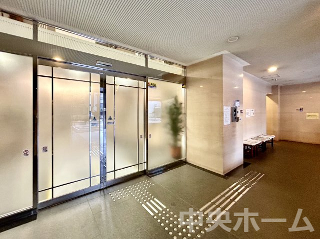 プリメール柳島の受付|【オートロック】オートロックシステムでセキュリティ充実。当たり前ですが、安全で安心して暮らすのって大事ですよね。お探しのご条件でオートロック付きの物件を探す方も多いですがやはりセキュリティは大事です。