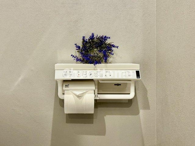 プリメール柳島の内装|【ウォシュレット】清潔に使いたいお手洗いには最適な設備です。もちろんウォームレットも標準装備です。