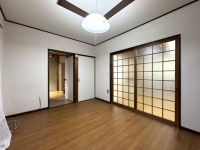 【洋室】 | 出雲路俵町貸家