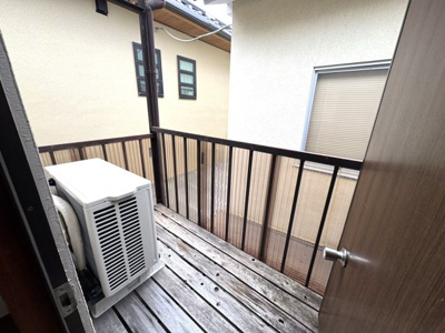 【バルコニー】 | 出雲路俵町貸家