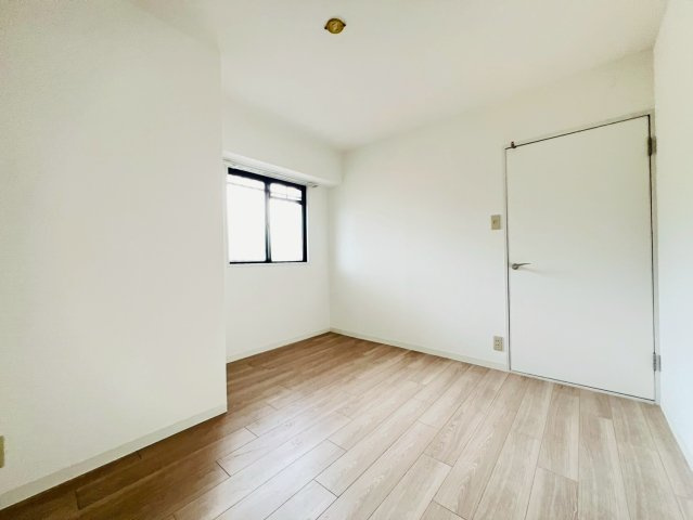ルイシャトレ須磨名谷の子供部屋