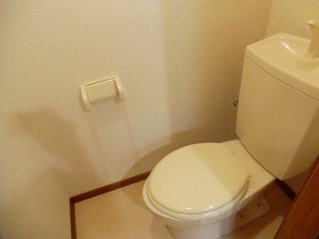 【トイレ】 | アラモード・Ｆ | 落ち着いた色調のトイレです