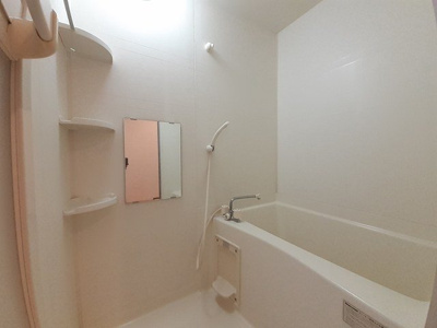 【浴室】 | ラポール・セタ | コンパクトで使いやすいお風呂です