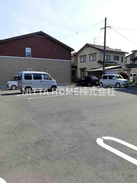 ベル　アンジュⅢの駐車場|敷地内に駐車場があります＊