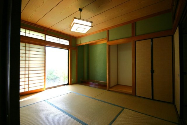 中古戸建　御津町朝臣の和室|玄関左手前和室
