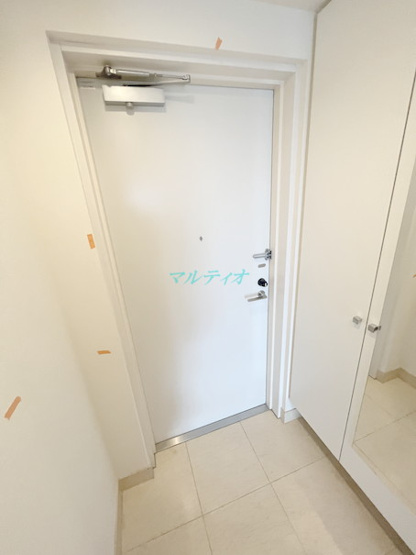 【玄関】 | ROYAL PARKS TOWER MINAMISENJU