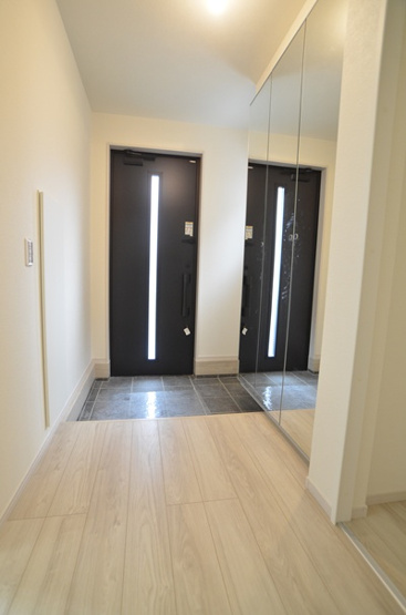 【玄関】 | 座間市相武台１丁目　新築戸建て　全１棟【仲介手数料無料】