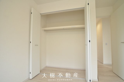 【洋室】 | 座間市相武台１丁目　新築戸建て　全１棟【仲介手数料無料】 | 2階　洋室4（5.2帖）クローゼット