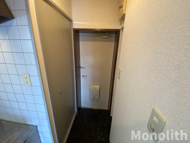 ラパス高倉台の玄関