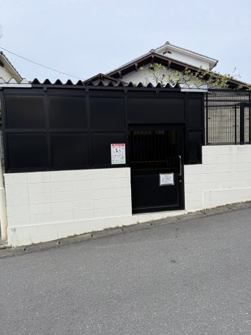 ダイアパレス輝国の駐車場