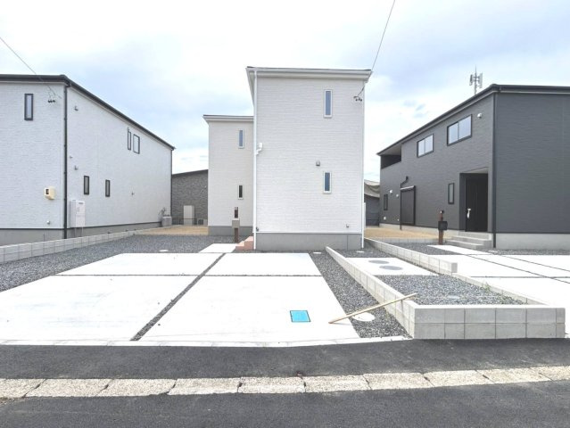 リーブルガーデン　江南市鹿子島町第四　全3区画分譲の外観|■全体写真　
■ヤマダ不動産　株式会社リライフ　