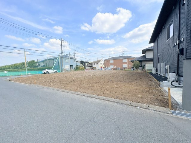 坂戸市千代田2丁目　建築条件なし売地　東武東上線『若葉駅』徒歩22分　【千代田小学区】の外観