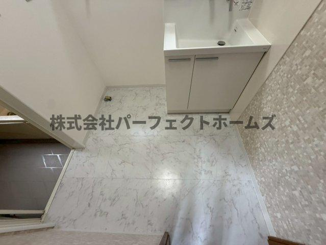 高野道2丁目戸建　賃貸の洗面所|洗面所です