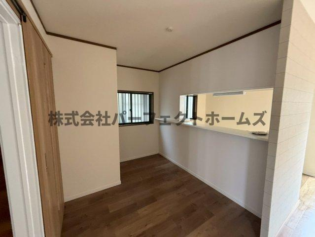 高野道2丁目戸建　賃貸の居間・リビング|ゆったり過ごせる居間です