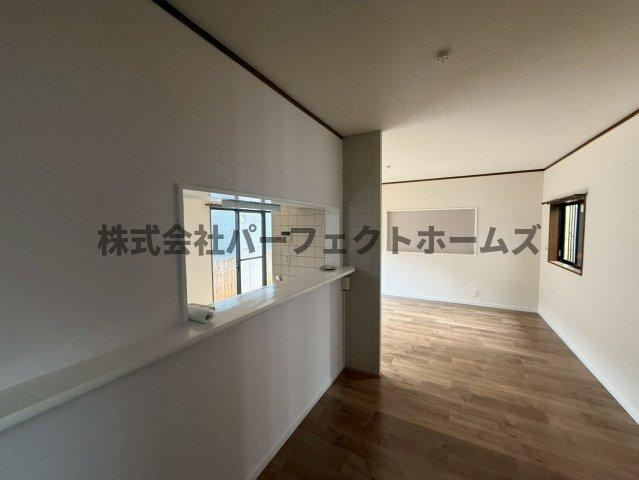 高野道2丁目戸建　賃貸の居間・リビング|リビングです