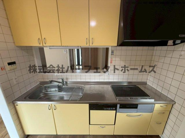 高野道2丁目戸建　賃貸のキッチン|コンパクトなキッチンで掃除もラクラク