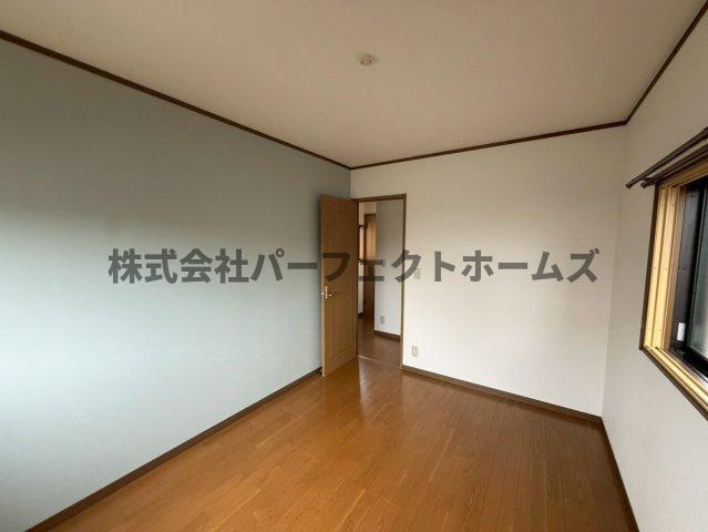 高野道2丁目戸建　賃貸の洋室|使い勝手のいい洋室です