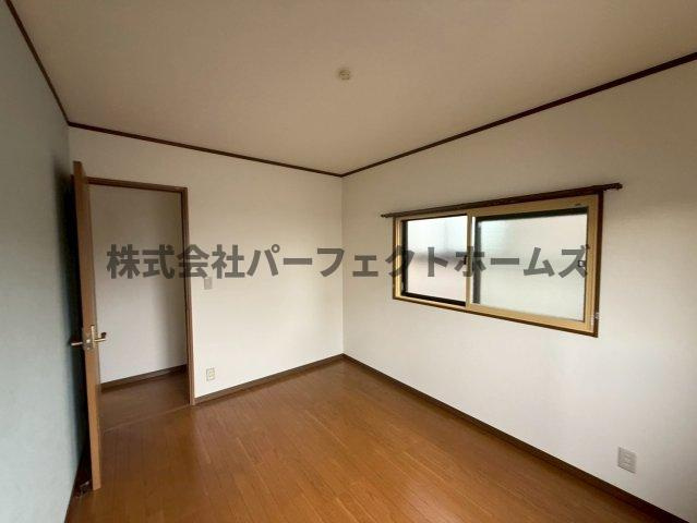 高野道2丁目戸建　賃貸の洋室|ゆったりした洋室です