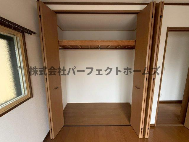 高野道2丁目戸建　賃貸の収納|小物を収納するのに便利です