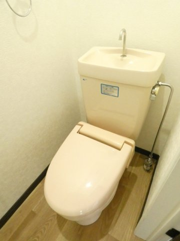 サングレースのトイレ