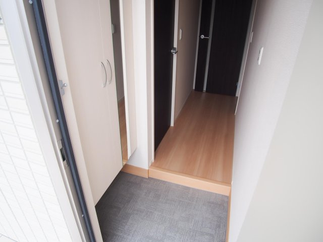 ウィット垂水Ⅱの玄関