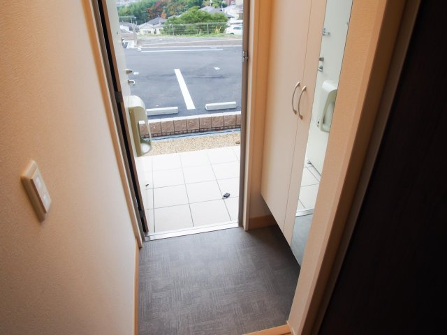 ウィット垂水Ⅱの玄関