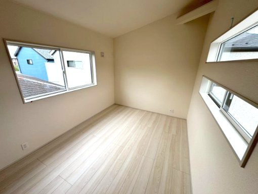 三島市谷田　新築戸建　全４棟　３号棟の洋室