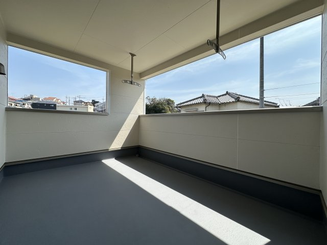 明石市大久保町谷八木新築戸建４号棟のバルコニー
