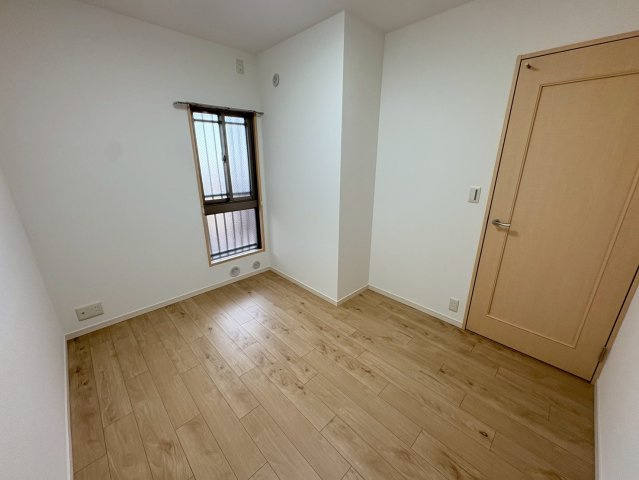 ウインヒルズジェームス山 の洋室|明るい洋室で子供部屋におすすめ
