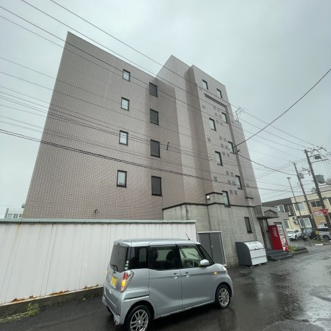 東町コーポラスの外観