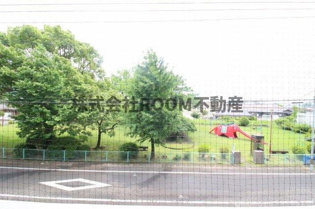 フリューゲル年見の展望