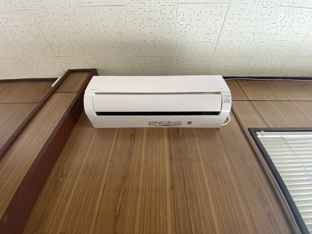 有限会社　まなびやビルの設備|エアコンが1台残置物として使用可能です。