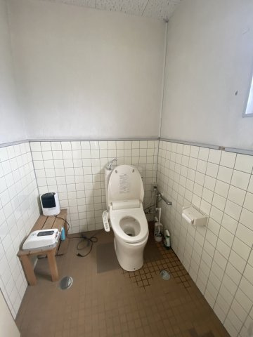有限会社　まなびやビルのトイレ