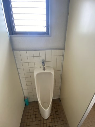 有限会社　まなびやビルのトイレ