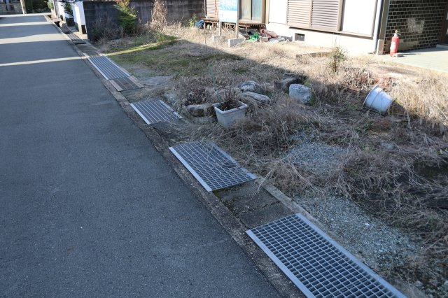 揖保郡太子町原　売地の前面道路含む現地写真