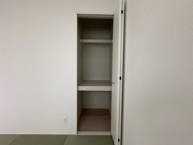 明石市大久保町谷八木新築戸建５号棟の収納