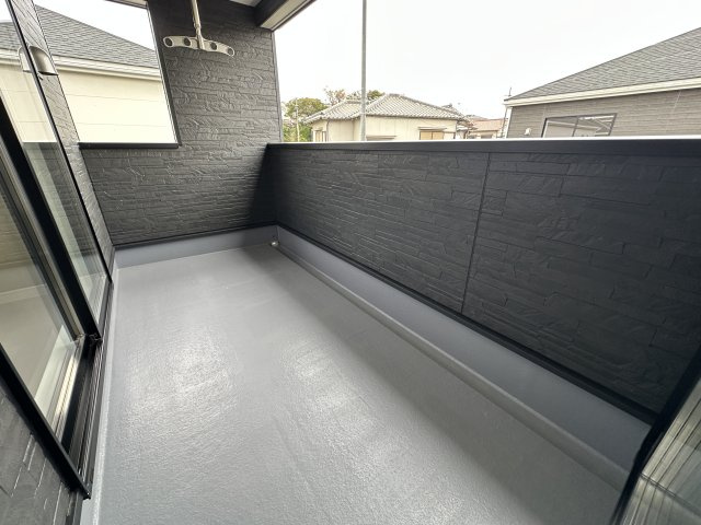 明石市大久保町谷八木新築戸建５号棟のバルコニー