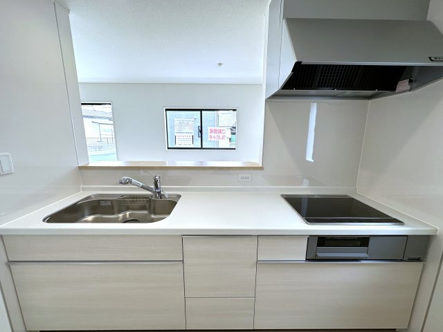 明石市大久保町谷八木新築戸建５号棟のキッチン