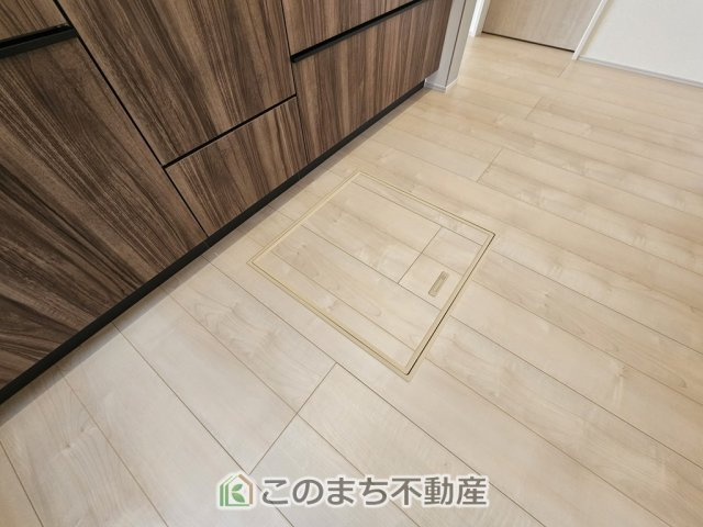 LiveleGarden.S第1栃木都賀町平川の収納|床下収納は意外と容量があり、日常のストックにも大活躍です♪