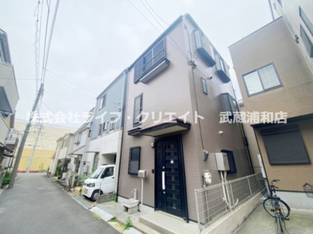 西堀4丁目戸建て