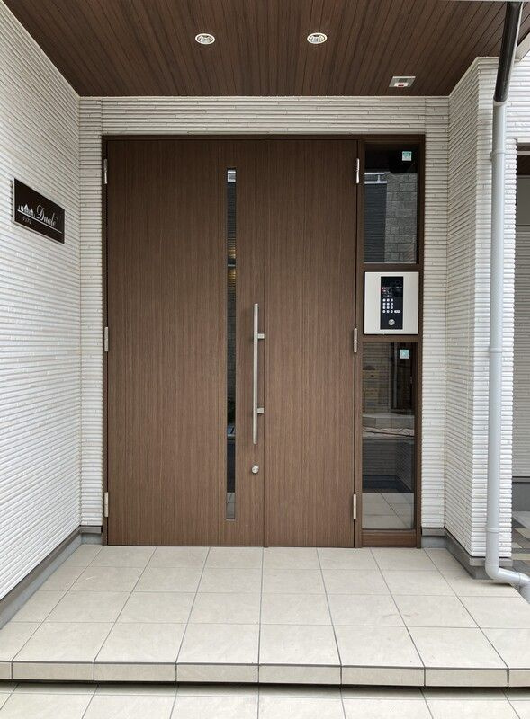 Dualeの玄関